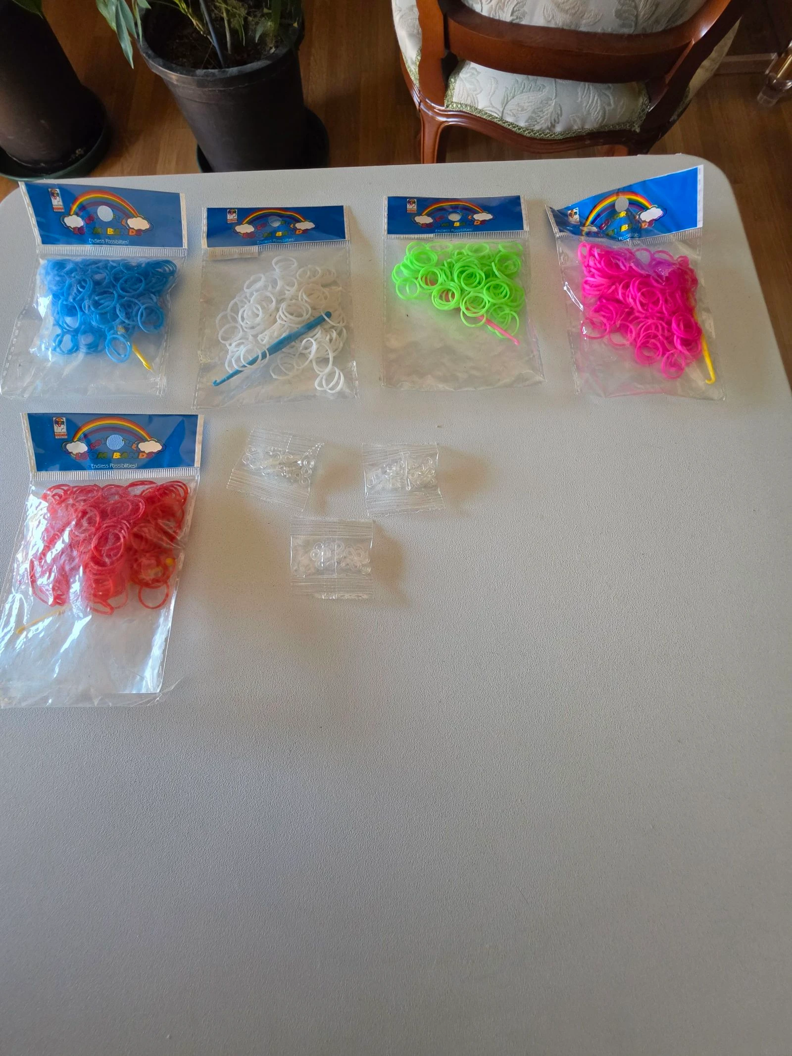 Set de gomitas y enganches para pulseras